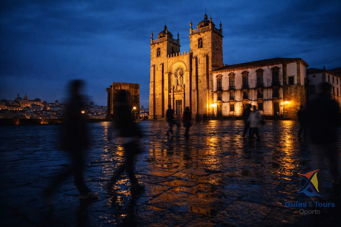 Catedral de Oporto de noche